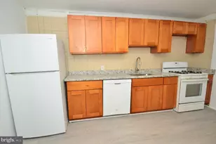 7246 Grays Ave, Philadelphia, PA 19142 - Photo 13