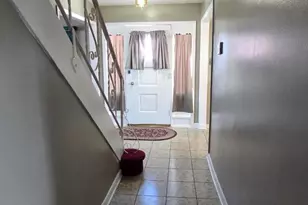 636 Artwood Dr, Philadelphia, PA 19115 - Photo 5