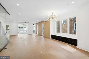 530 E Brinton St, Philadelphia, PA 19144 - Photo 9