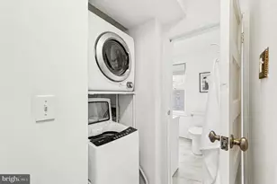 704 Latona St, Philadelphia, PA 19147 - Photo 11