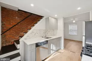 704 Latona St, Philadelphia, PA 19147 - Photo 5