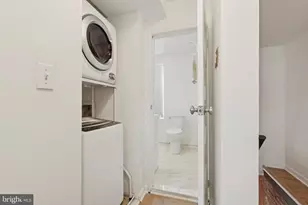 704 Latona St, Philadelphia, PA 19147 - Photo 7