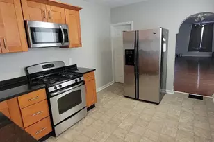 2643 Emerald St, Philadelphia, PA 19125 - Photo 7