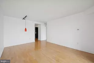 2001 Hamilton St, Philadelphia, PA 19130 - Photo 11