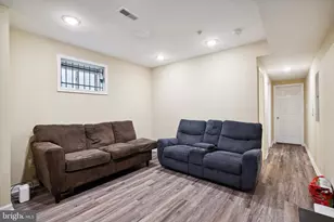 1611 N 17th St, Philadelphia, PA 19121 - Photo 5