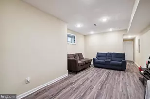 1611 N 17th St, Philadelphia, PA 19121 - Photo 3