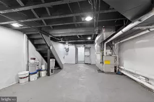 434 W Earlham Ter, Philadelphia, PA 19144 - Photo 25