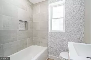 2042 Sigel St, Philadelphia, PA 19145 - Photo 19