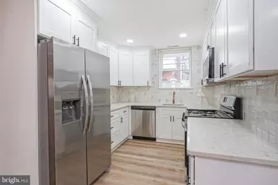 2042 Sigel Street, Philadelphia, PA 19145 - Photo 11