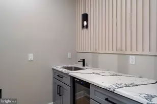 717 Mercy St, Philadelphia, PA 19148 - Photo 31