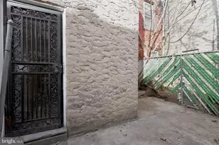 3923 Arcadia St, Philadelphia, PA 19124 - Photo 27