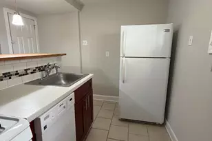 2015 Fernon St, Philadelphia, PA 19145 - Photo 11