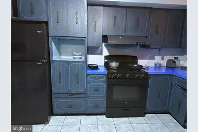 2215 S 9th Street, Philadelphia, PA 19148 - Photo 1