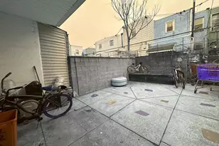 2215 S 9th St, Philadelphia, PA 19148 - Photo 9