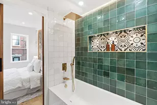 1410 S Bouvier St, Philadelphia, PA 19146 - Photo 17