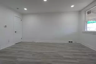 4129 Bennington St, Philadelphia, PA 19124 - Photo 7