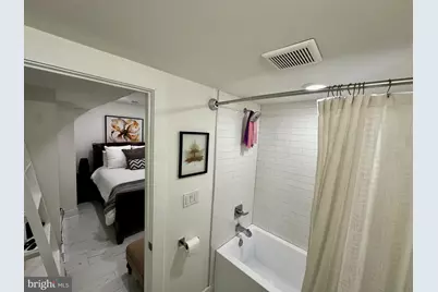 2008 S College Avenue #A, Philadelphia, PA 19121 - Photo 17