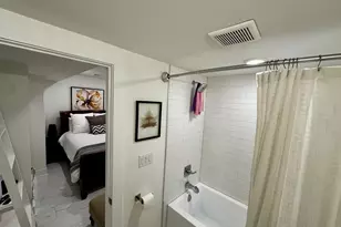 2008 S College Ave, Philadelphia, PA 19121 - Photo 17