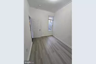 1009 W Susquehanna Avenue, Philadelphia, PA 19122 - Photo 23