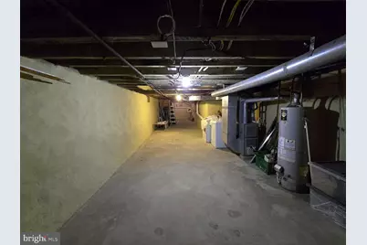 1009 W Susquehanna Avenue, Philadelphia, PA 19122 - Photo 17