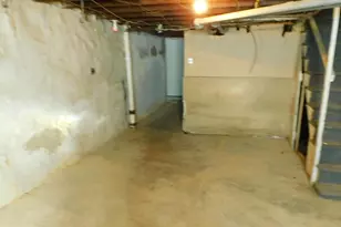 573 E Carver St, Philadelphia, PA 19120 - Photo 21