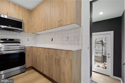 2215 N Mutter Street, Philadelphia, PA 19133 - Photo 9