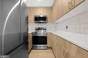 2215 N Mutter St, Philadelphia, PA 19133 - Photo 7