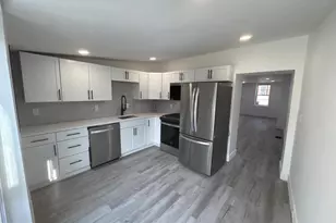 1340 E Oxford St, Philadelphia, PA 19125 - Photo 3