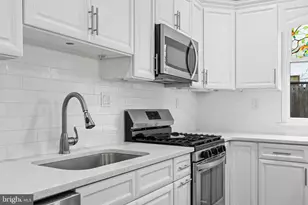 1926 Moore St, Philadelphia, PA 19145 - Photo 13