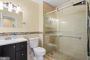 1926 Moore St, Philadelphia, PA 19145 - Photo 23