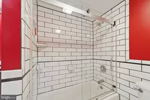 2001 Hamilton St, Philadelphia, PA 19130 - Photo 13