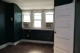 6386 Sherwood Rd, Philadelphia, PA 19151 - Photo 15