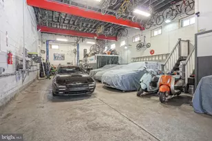 2005 E Sergeant St, Philadelphia, PA 19125 - Photo 17