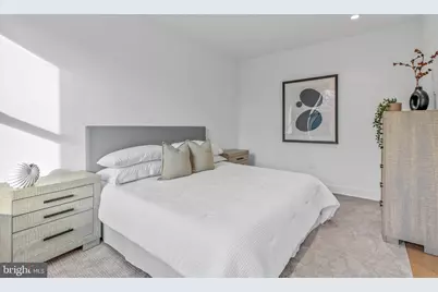 635 7th Street N #B2B, Philadelphia, PA 19123 - Photo 11