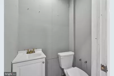 2100 S Lambert Street #1, Philadelphia, PA 19145 - Photo 5