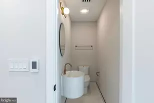 250 Gate St, Philadelphia, PA 19128 - Photo 61