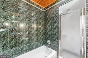 236 Kenilworth Ave, Philadelphia, PA 19120 - Photo 17