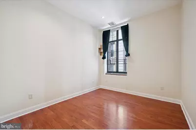 1601 Spring Garden Street #205, Philadelphia, PA 19130 - Photo 9