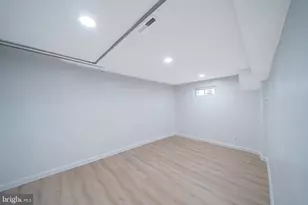 8659 Fayette St, Philadelphia, PA 19150 - Photo 41