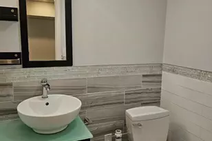 2100 Cross St, Philadelphia, PA 19146 - Photo 47