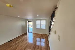 1374 Kimberly Dr, Philadelphia, PA 19151 - Photo 5