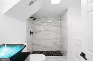 6520 Wheeler St, Philadelphia, PA 19142 - Photo 41