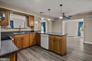 23 Evergreen Way, Philadelphia, PA 19115 - Photo 13