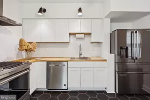 850 E Thompson St, Philadelphia, PA 19125 - Photo 13