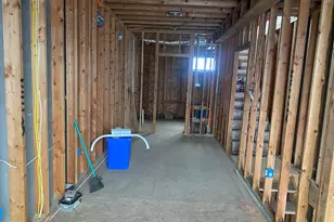 634 Watkins St, Philadelphia, PA 19148 - Photo 11