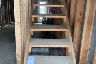 634 Watkins St, Philadelphia, PA 19148 - Photo 9