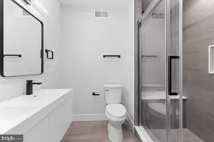 713 S 58th St, Philadelphia, PA 19143 - Photo 13