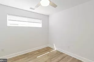 1616 N Bailey St, Philadelphia, PA 19121 - Photo 13