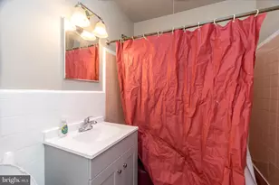 1921 W Nedro Ave, Philadelphia, PA 19141 - Photo 7