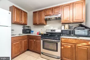 1921 W Nedro Ave, Philadelphia, PA 19141 - Photo 5